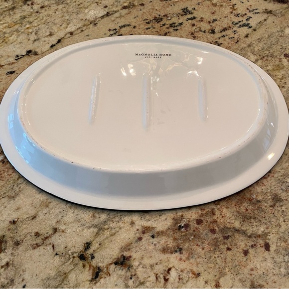 Magnolia Black Rim Ceramic Oval Platter - Picture 7 of 7